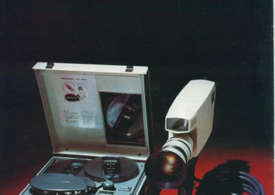 1972 Akai Portable Video Tape Recorder VT-120 - Akai_VT 120_Adv001_002